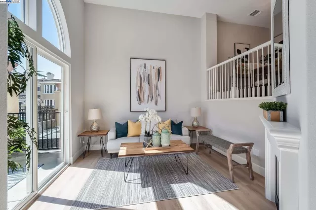 MLS: 41072068 Condo For Sale