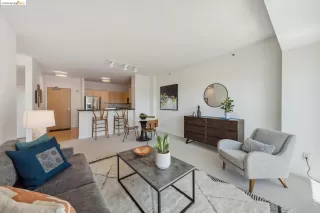 Photo #2: 41072111 Listing 