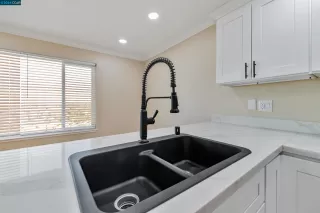 Photo #6: 41072128 Listing 