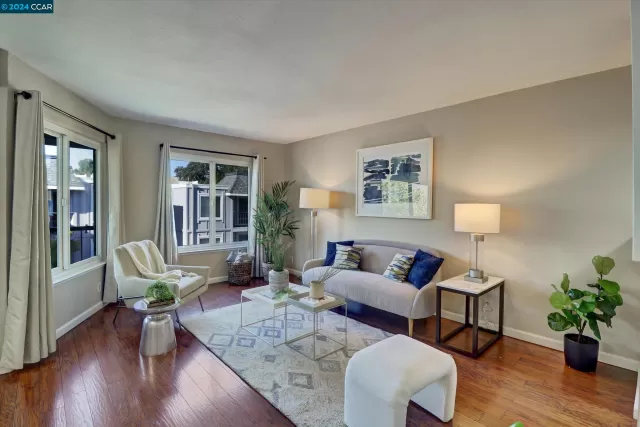 MLS: 41072137 Condo For Sale