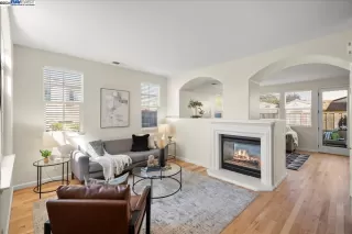 Photo #4: 41072154 Listing