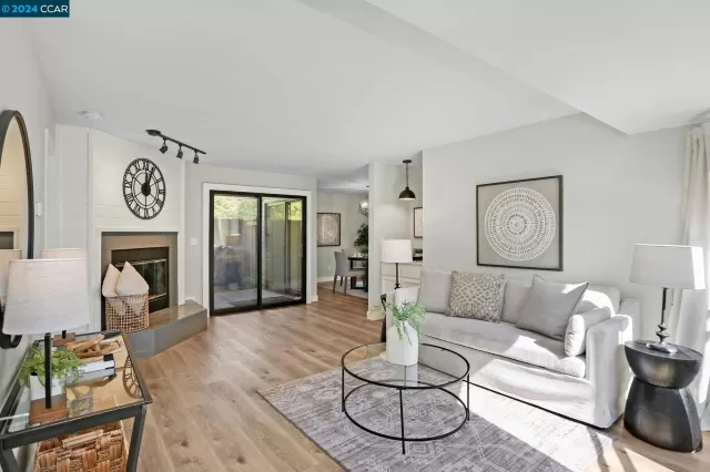 MLS: 41072236 Condo For Sale