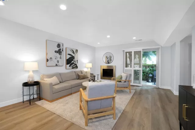 MLS: 41072441 Condo For Sale