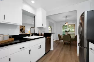 Photo #5: 41072441 Listing 