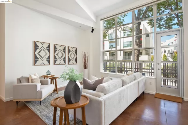 MLS: 41072574 Condo For Sale