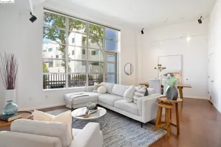 Photo #2: 41072574 Listing 