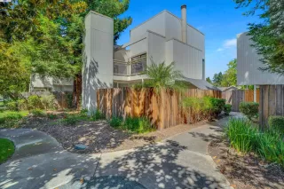 Photo #1: 41072580 Listing