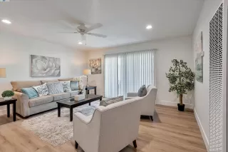 Photo #5: 41072594 Listing 