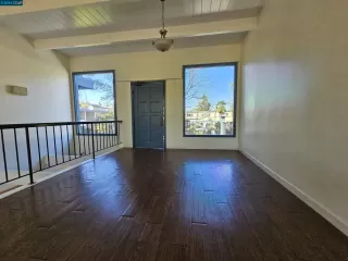 Photo #2: 41072610 Listing