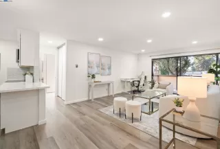 Photo #2: 41072698 Listing