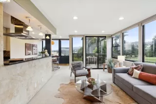 Photo #1: 41072700 Listing