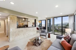 Photo #5: 41072700 Listing