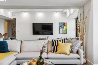 Photo #3: 41072709 Listing