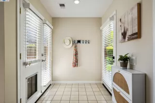 Photo #5: 41072742 Listing 