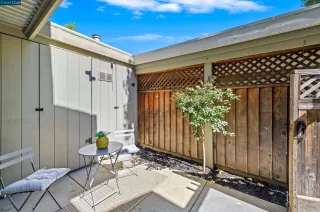 Photo #2: 41072807 Listing