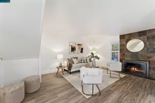 Photo #6: 41072807 Listing