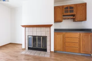 Photo #4: 41072820 Listing