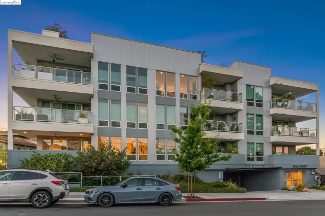 MLS: 41072857 Condo For Sale