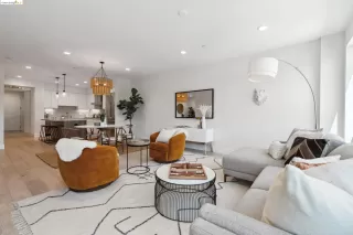 Photo #2: 41072857 Listing