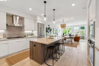 Photo #6: 41072857 Listing