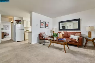 Photo #2: 41072873 Listing