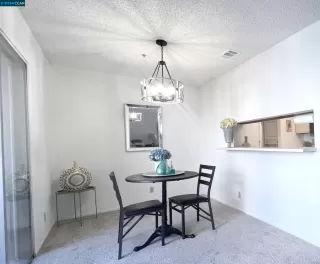 Photo #3: 41072947 Listing