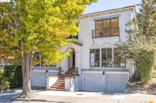 More Details about MLS # 41073040 : 2700 8TH AVE # 1