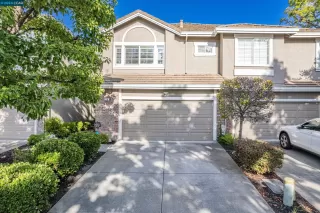 Click for more information on MLS # 41073099 : 26 MOUNTAIN VALLEY PL More Details about MLS # 41073099 : 26 MOUNTAIN VALLEY PL