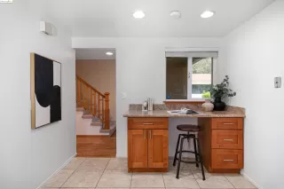 Photo #2: 41073135 Listing