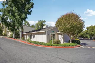 Photo #3: 41073199 Listing