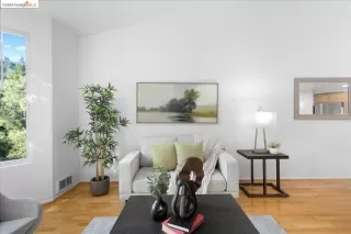 Photo #2: 41073202 Listing 