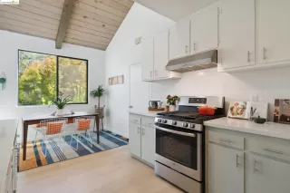 More Details about MLS # 41073223 : 1368 HENRY ST