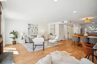 Photo #3: 41073233 Listing 