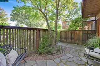 Photo #2: 41073348 Listing