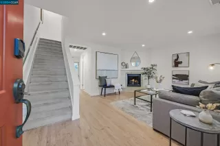 Photo #4: 41073348 Listing