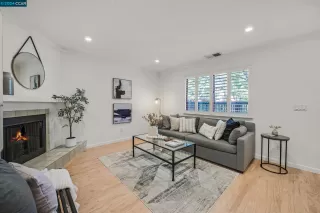 Photo #5: 41073348 Listing