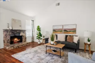 Photo #4: 41073394 Listing