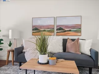 Photo #5: 41073394 Listing