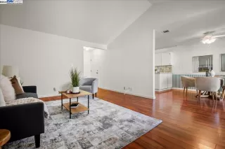 Photo #6: 41073394 Listing