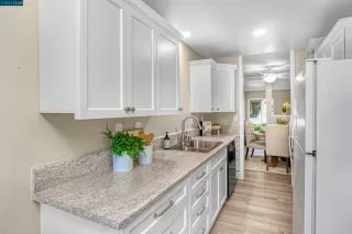 Photo #2: 41073432 Listing