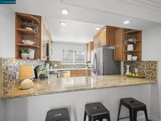 Photo #6: 41073442 Listing 