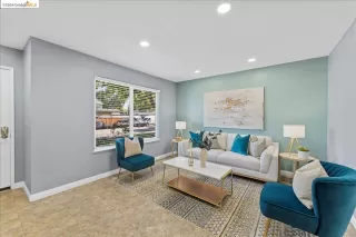 Photo #2: 41073596 Listing 