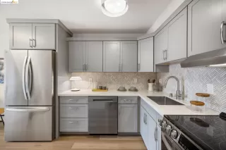 Photo #2: 41073609 Listing 