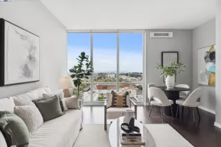 Photo #2: 41073618 Listing