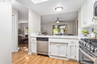 Photo #4: 41073672 Listing