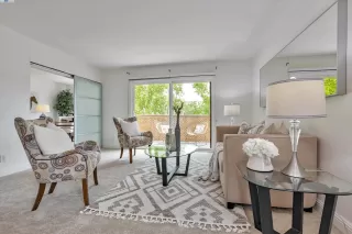 Photo #5: 41073798 Listing 