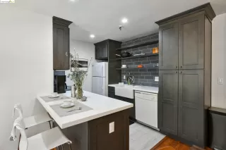 Photo #6: 41073854 Listing