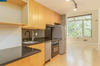 Photo #5: 41073891 Listing 