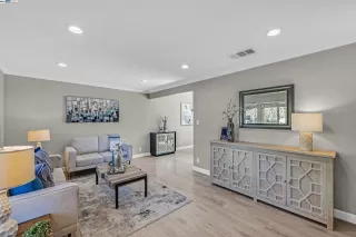 Photo #5: 41073927 Listing