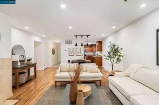 Photo #2: 41073956 Listing